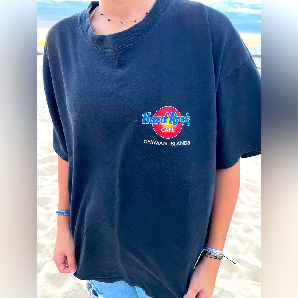 Vintage Cayman Islands Hard Rock Cafe T-shirt